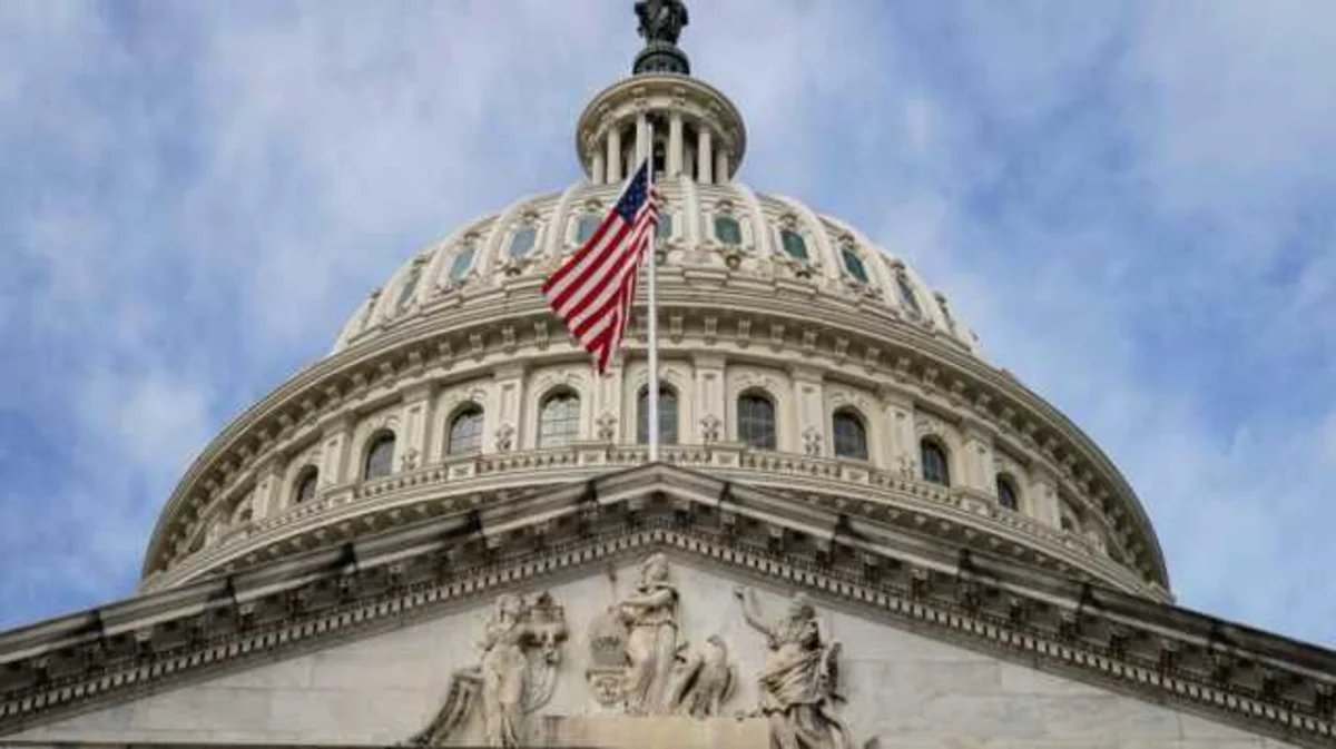 مجلس الشيوخ الأمريكي يصادق على مشروع الإنفاق لتجنب الإغلاق الحكومي المحتمل