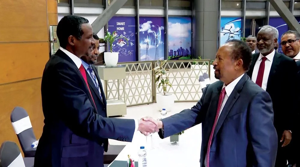 القائد العسكري السوداني حميدتي يلتقي بمعارضين سياسيين في أديس أبابا