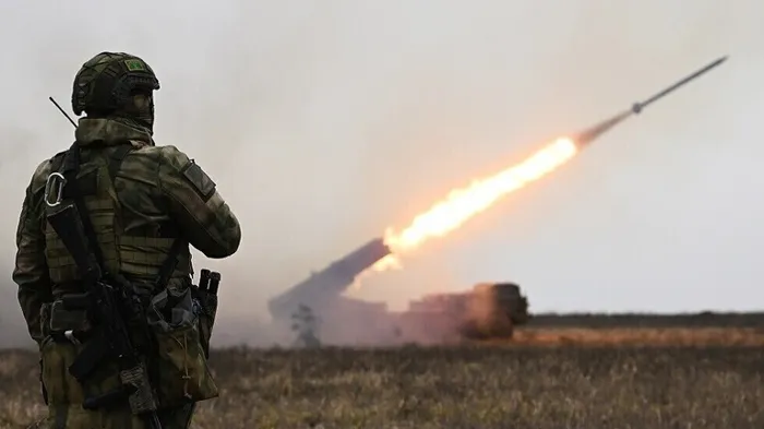هجمات روسية على بنية تحتية حيوية في أوكرانيا بالطائرات المسيرة والصواريخ
